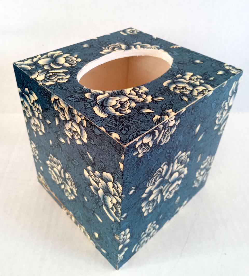 Decoupage Wood Tissue Box Cover With Bottom Italian Decorative Paper Carta Varese Blue Roses